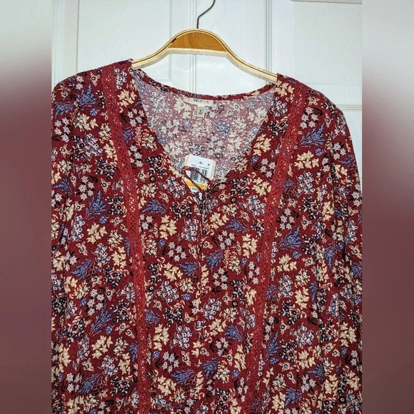 Self❤️E Ladies Top Size‎ S/L Long Sleeves Floral Boho NWT - Picture 4 of 8